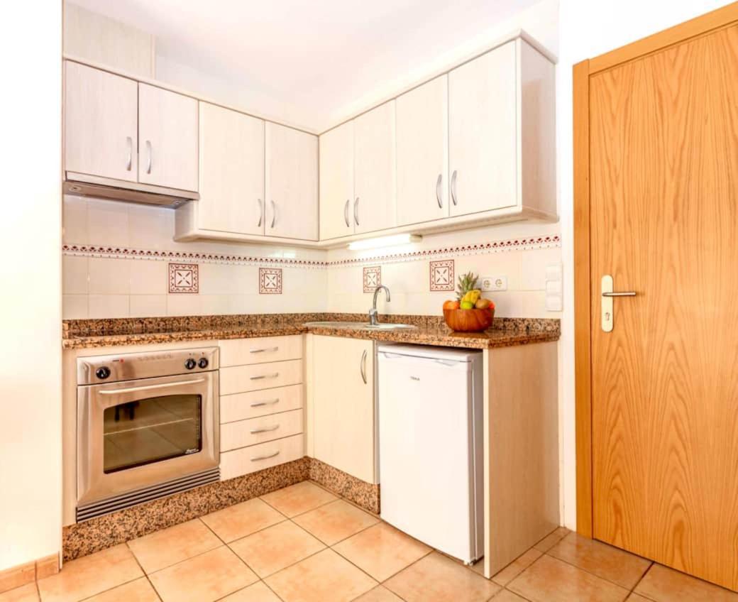 Апартаменты Apartamento Sa Varadero 2D Vista Mare Laterale Эс-Пужоль Экстерьер фото