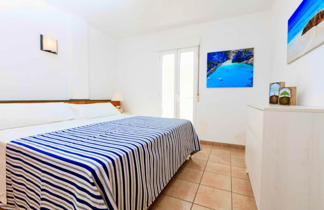 Апартаменты Apartamento Sa Varadero 2D Vista Mare Laterale Эс-Пужоль Экстерьер фото